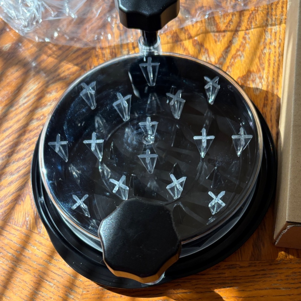 Manual Chicken Shredder & Tenderizer - Black - Picture 2 of 2